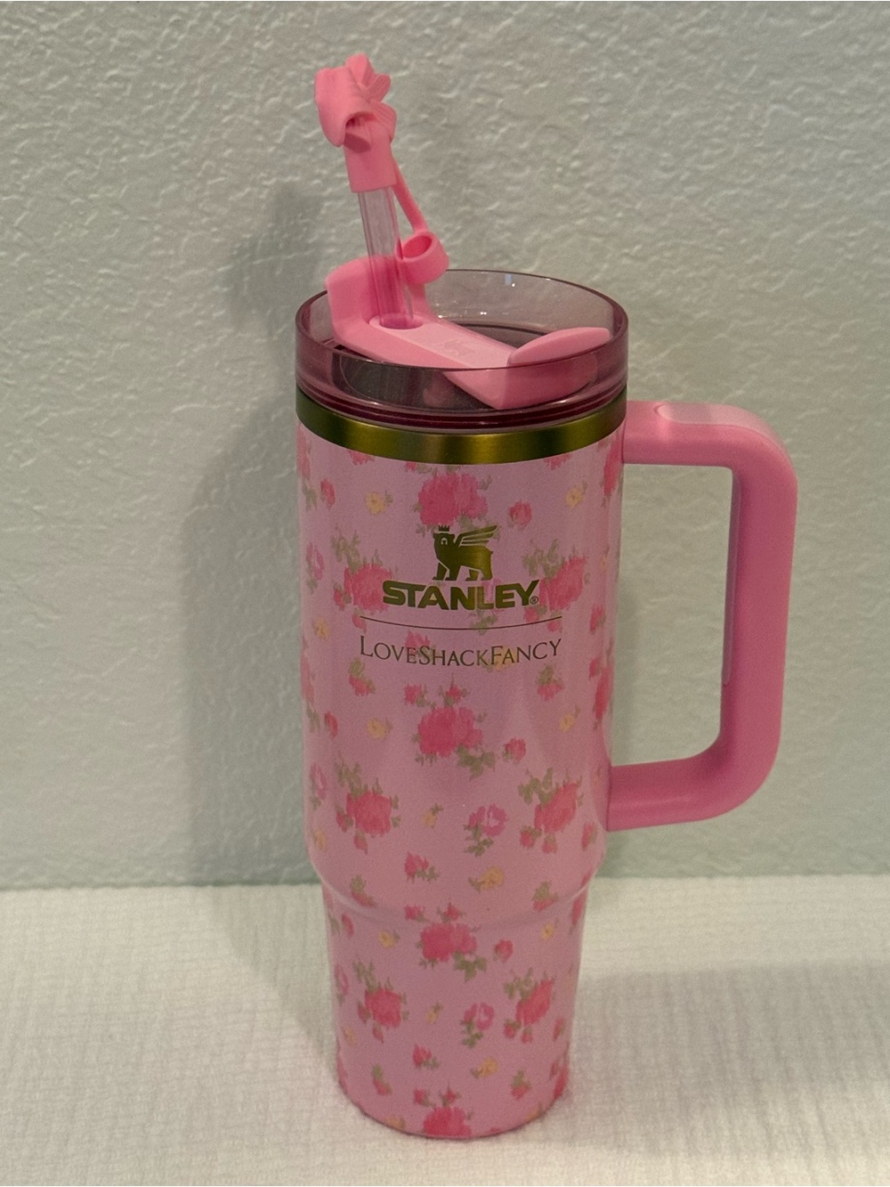 Stanley x LoveShackFancy 40 oz Quencher H2.0 Pink Floral Tumbler + Dust Bag